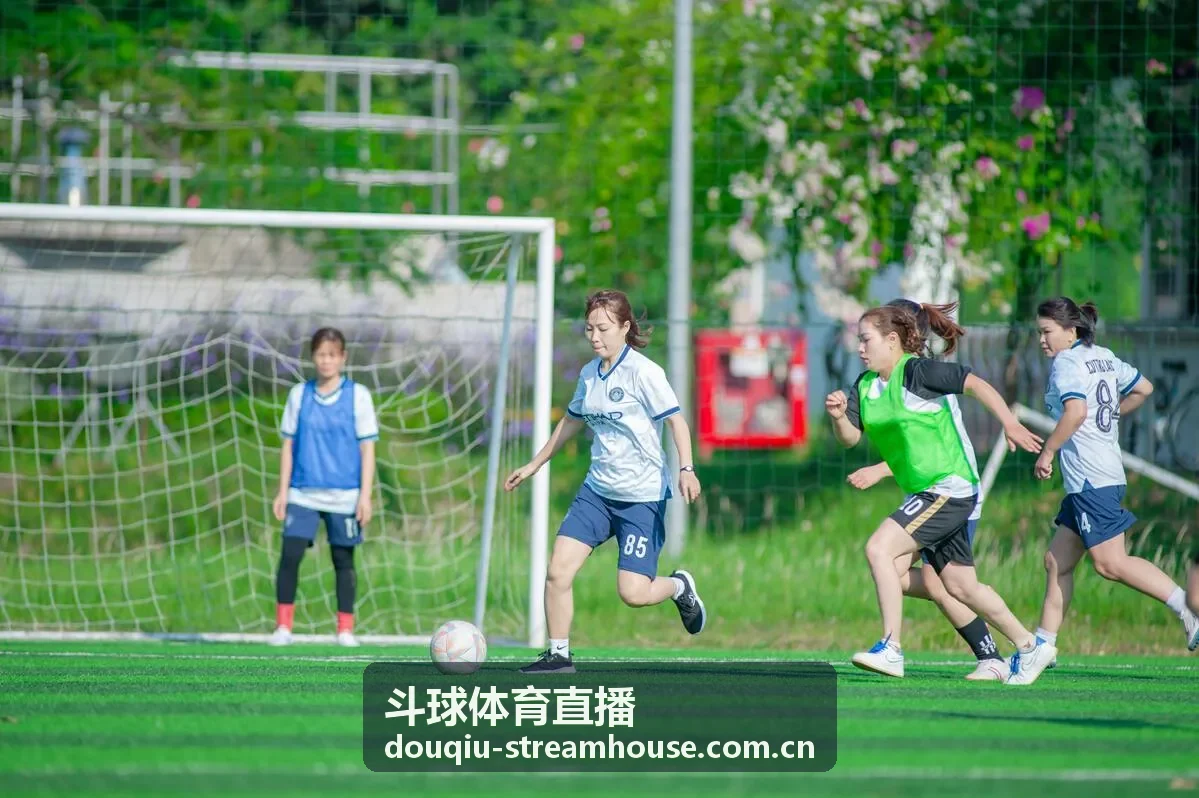 斗球体育直播球队资讯：赛程密集期球队应对策略